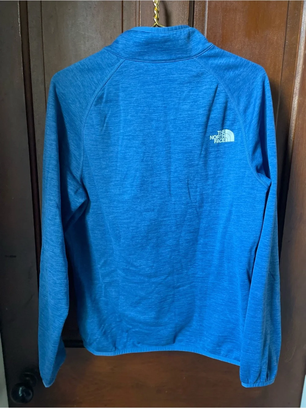 The North Face men's medium long sleeve blue pullover